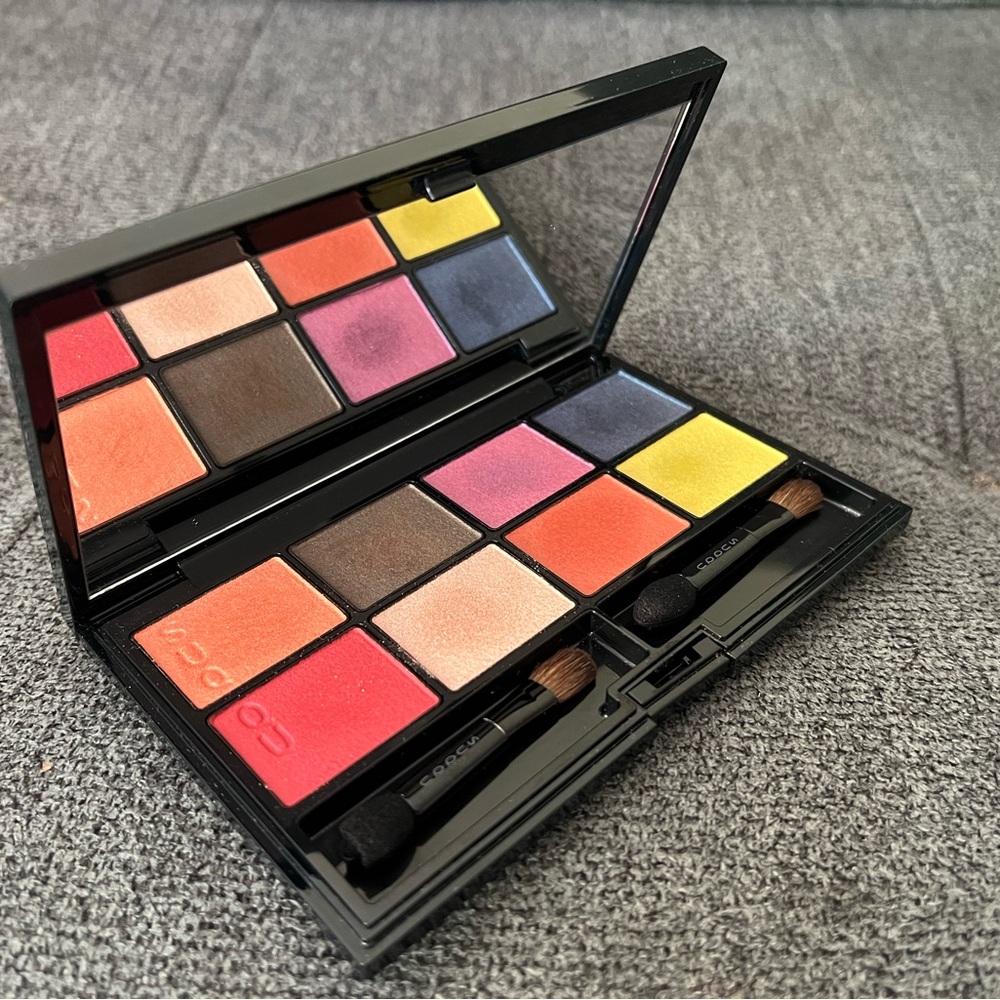 Suqqu Bold Eyeshadow Palette - Red, Pink, Purple, Yellow